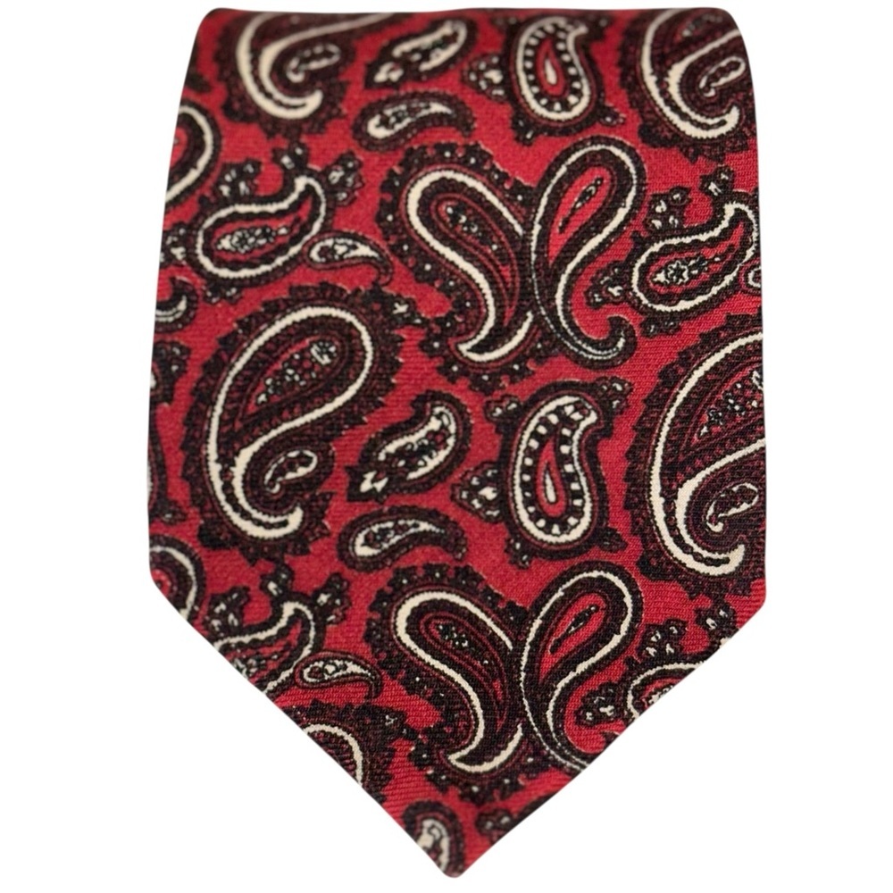 VTG 100% Wool Saks Fifth Avenue Mens Tie Made in England Red Paisley 62x4.25”
